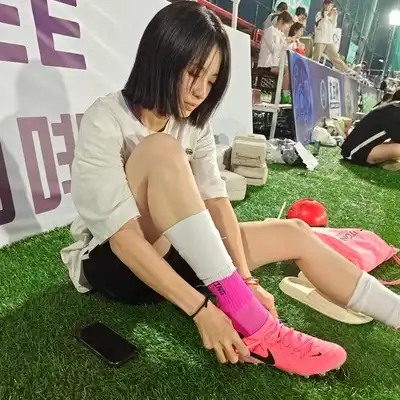 阎诗